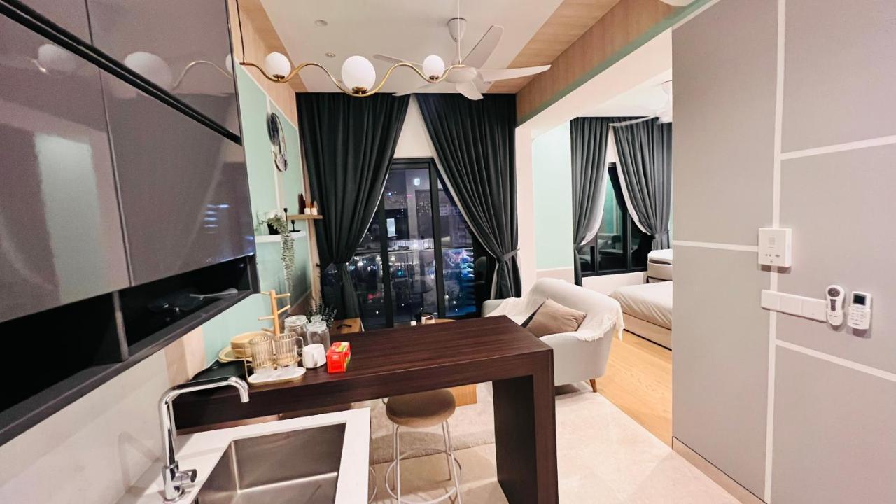 Bbcc Apartments At Lucentia Куала-Лумпур Екстер'єр фото